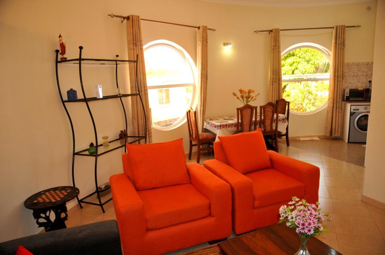 Victoria Lake View Guesthouse & Safaris Entebbe Eksteriør billede